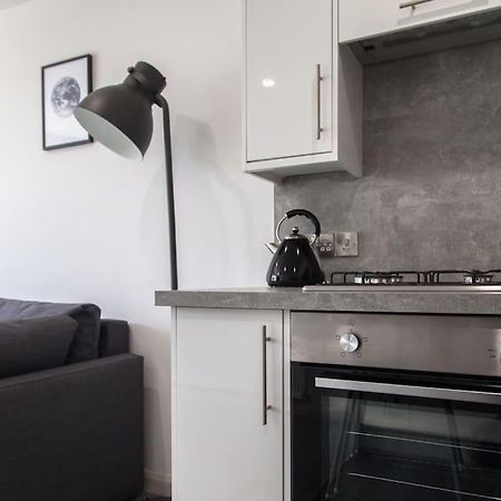 Stunning 2 Bed Apartment With Sea Views, Penzance Exteriör bild